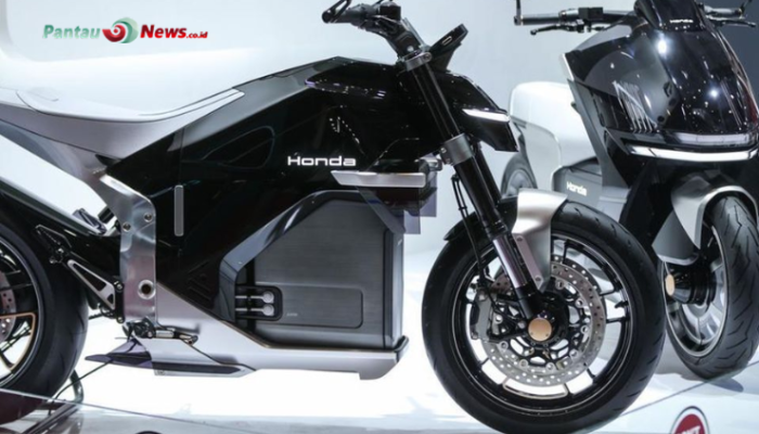 Dua Motor Konsep Listrik Honda Tebar Pesona di IIMS 2025