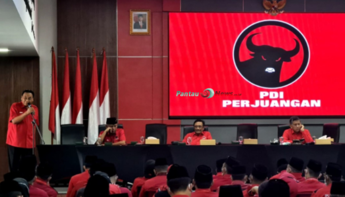 PDIP Boikot Retret, Ada Apa?