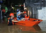 Banjir Landa Jakarta, Ribuan Warga Terpaksa Mengungsi