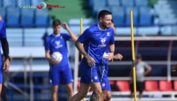 Ambisi Persib Bandung Sapu Bersih Kemenangan di Sisa Musim!