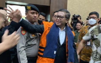 Sidang Perdana! KPK Dakwa Hasto Kristiyanto