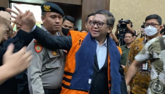 Sidang Perdana! KPK Dakwa Hasto Kristiyanto