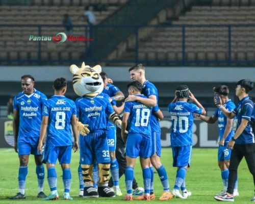 Ambisi Persib Bandung Sapu Bersih Kemenangan di Sisa Musim!