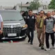 Wamenaker Gagal Masuk! Sidak Gudang Penahan Ijazah Karyawan Bikin Heboh