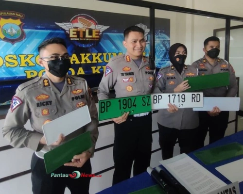 Kenapa Ada Pelat Nomor Hijau? Ini Penjelasannya!