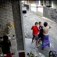 Viral! Pria di Palembang Tampar 3 Bocah Gara-Gara Main Bola, Netizen Geram!