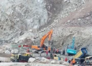 Tragedi Longsor Gunung Kuda: Korban Tewas Bertambah Jadi 17 Orang!