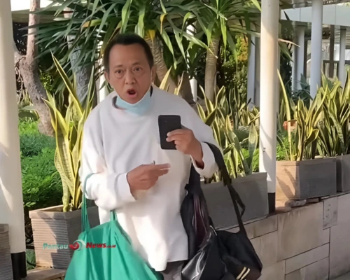 Kakek Teriaki Penumpang 'Teroris' di Halte TransJakarta, Viral!