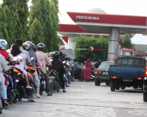 Stok BBM Aman! Pertamina & Pemkab Jember Minta Warga Sabar Hadapi Antrean