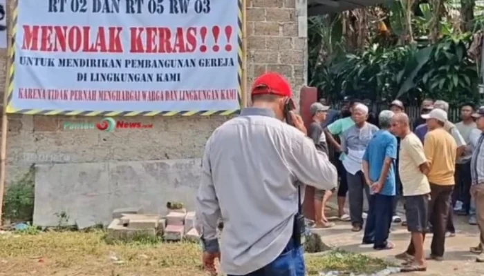 Warga Cilodong Depok Demo Tolak Pembangunan Gereja!