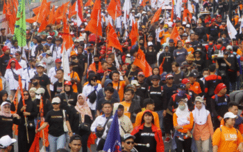 Viral Demo 25 Agustus di DPR: Hoax atau Nyata? Ini Faktanya!