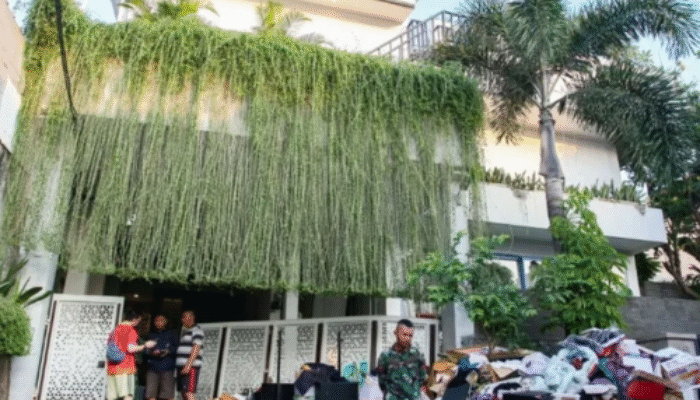 Rumah Sri Mulyani di Bintaro Dirusak dan Dijarah Massa Demo Dua Kali, TNI Jaga Ketat