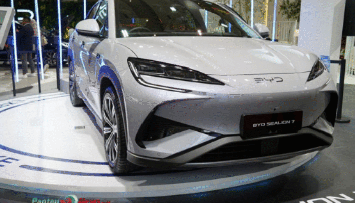 BYD Sealion 7: SUV Listrik Canggih Meluncur di IIMS 2025!