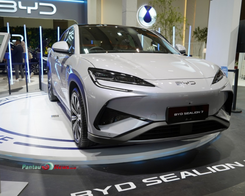 BYD Sealion 7: SUV Listrik Canggih Meluncur di IIMS 2025!